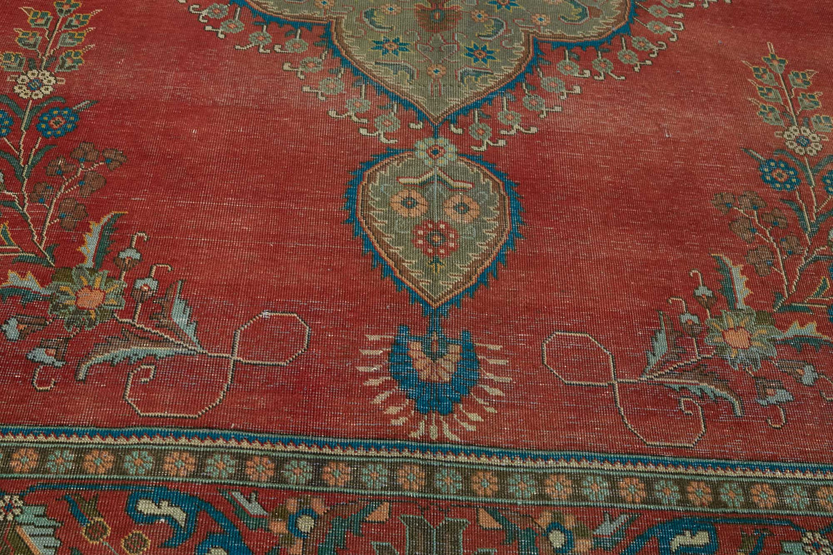 10x13 Vintage Hand-Knotted Rug - 47504