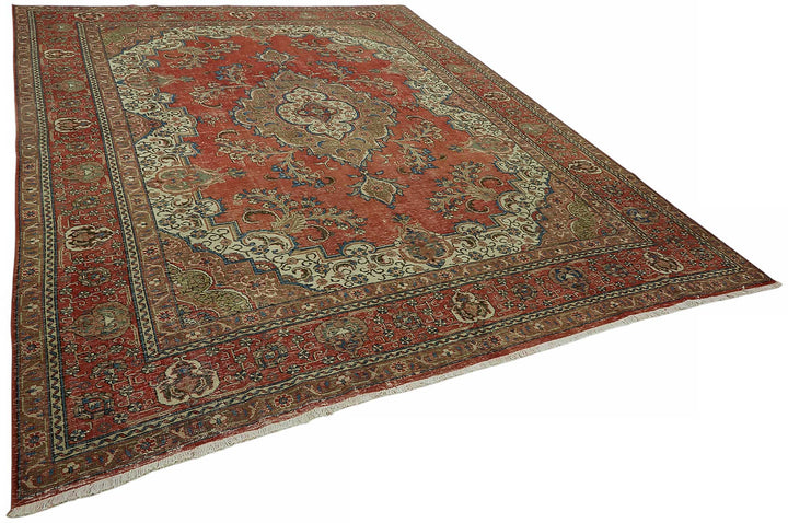 9x12 Vintage Hand-Knotted Rug - 47507