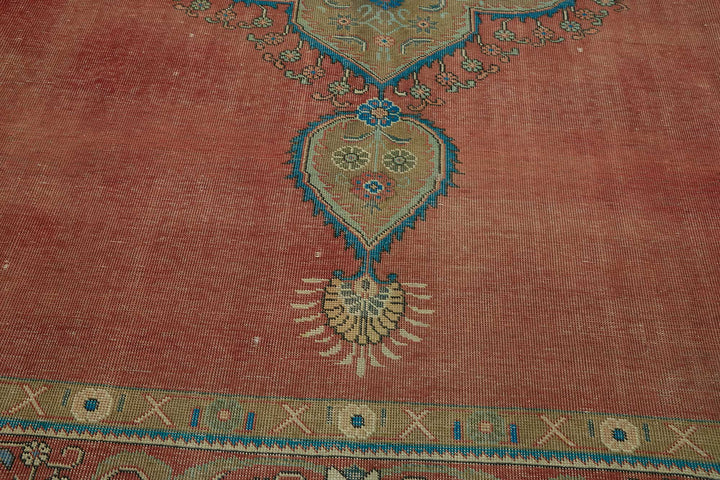 9x14 Vintage Hand-Knotted Rug - 47509