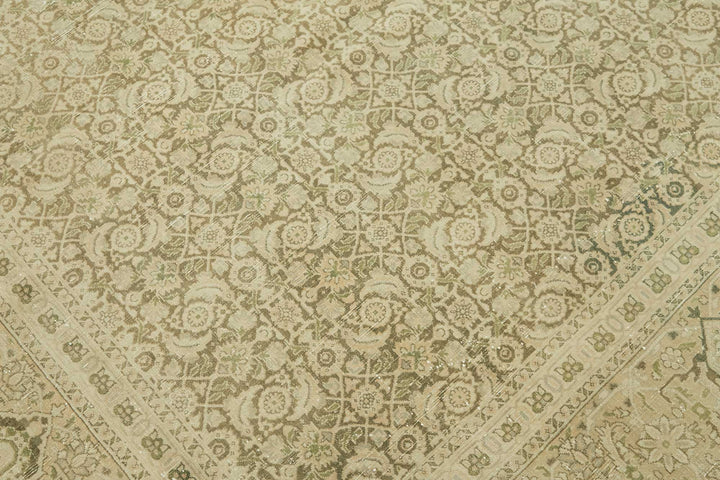 8x17 Vintage Hand-Knotted Rug - 47517