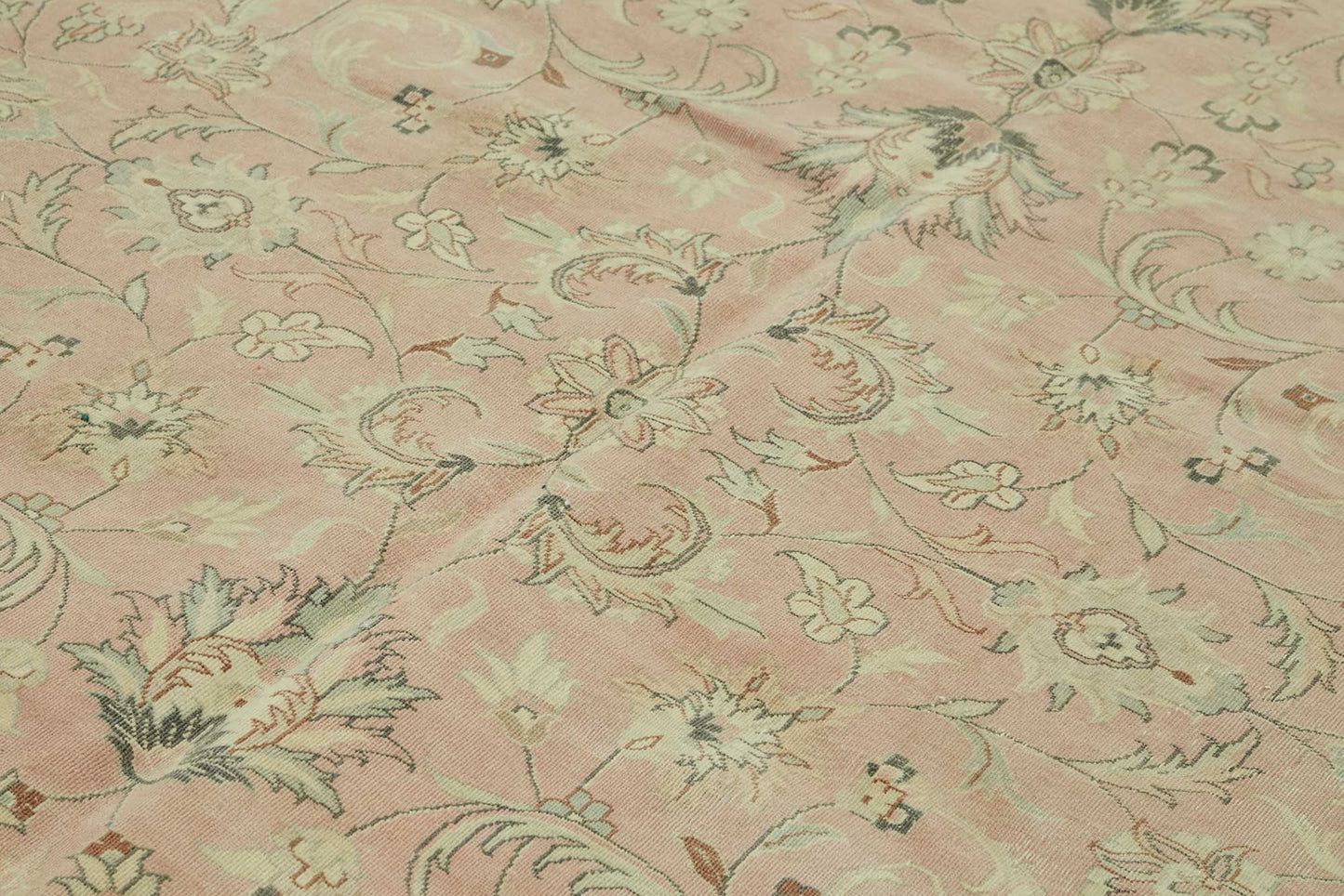 10x17 Vintage Hand-Knotted Rug - 47530