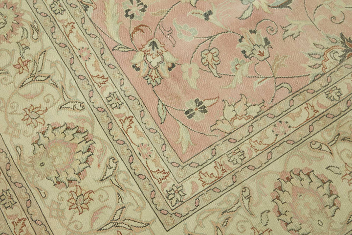 10x17 Vintage Hand-Knotted Rug - 47530