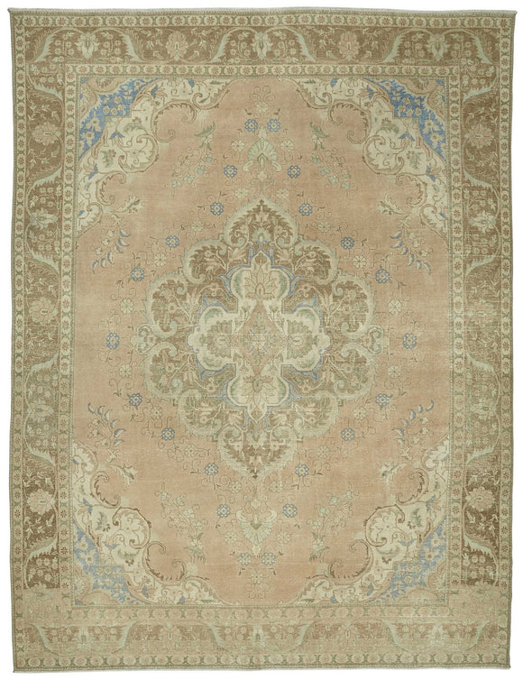 10x13 Vintage Hand-Knotted Rug - 47666