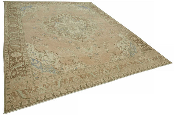 10x13 Vintage Hand-Knotted Rug - 47666