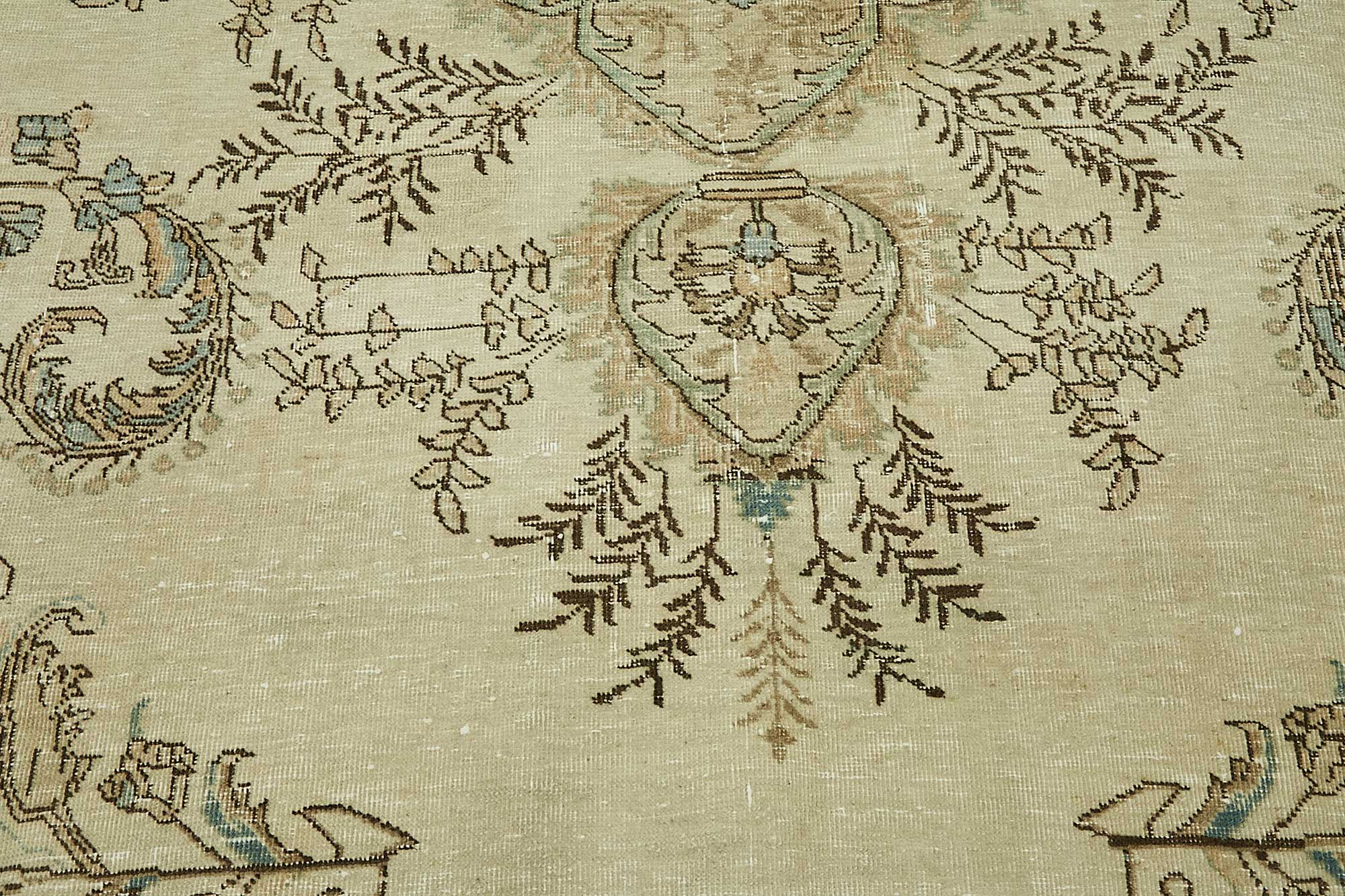 8x11 Vintage Hand-Knotted Rug - 47670