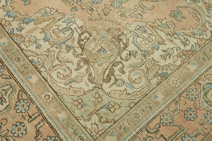 9x13 Vintage Hand-Knotted Rug - 47687