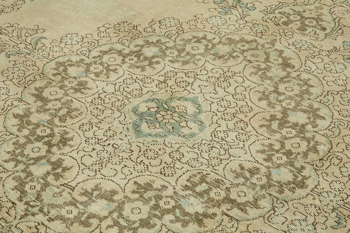 10x13 Vintage Hand-Knotted Rug - 47688