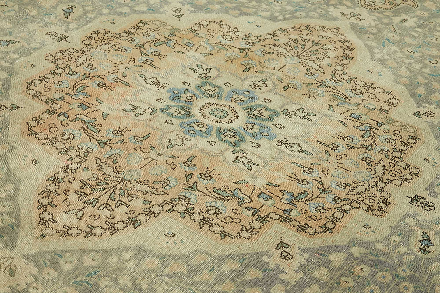 10x13 Vintage Hand-Knotted Rug - 47862