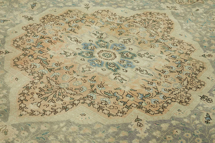 10x13 Vintage Hand-Knotted Rug - 47862