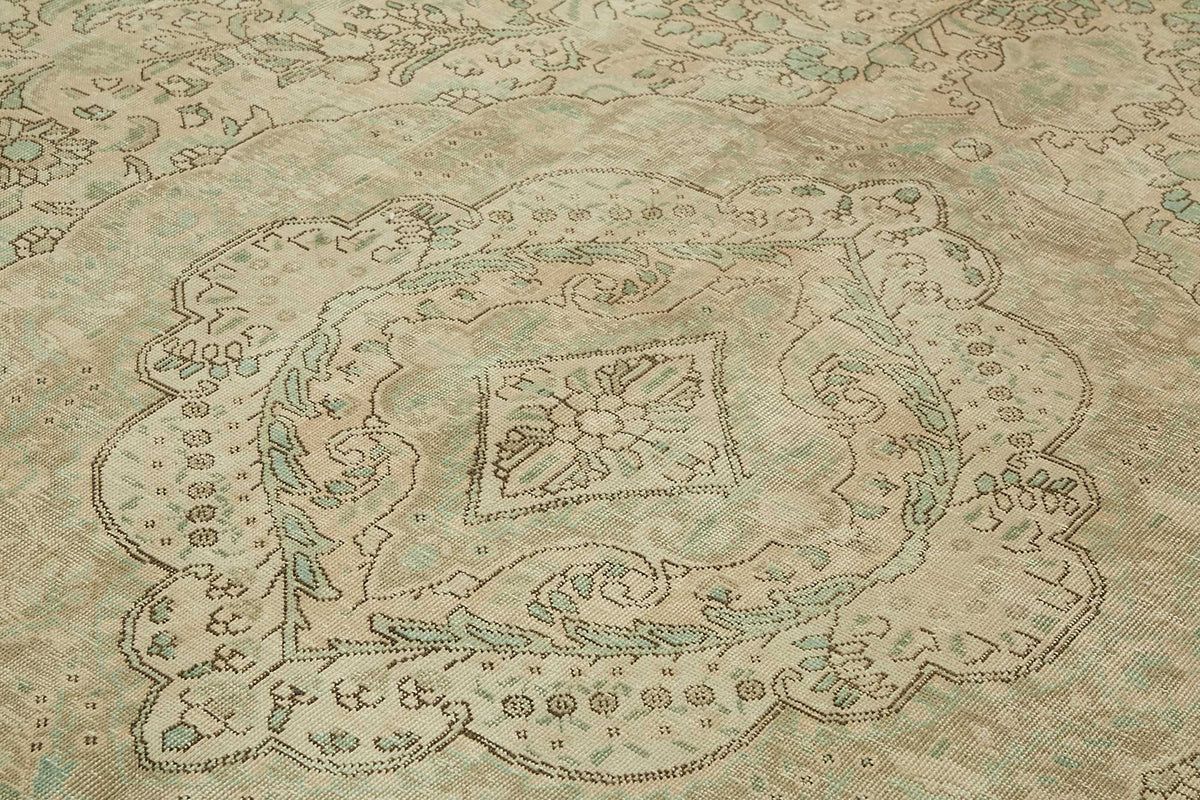 9x13 Vintage Hand-Knotted Rug - 47875