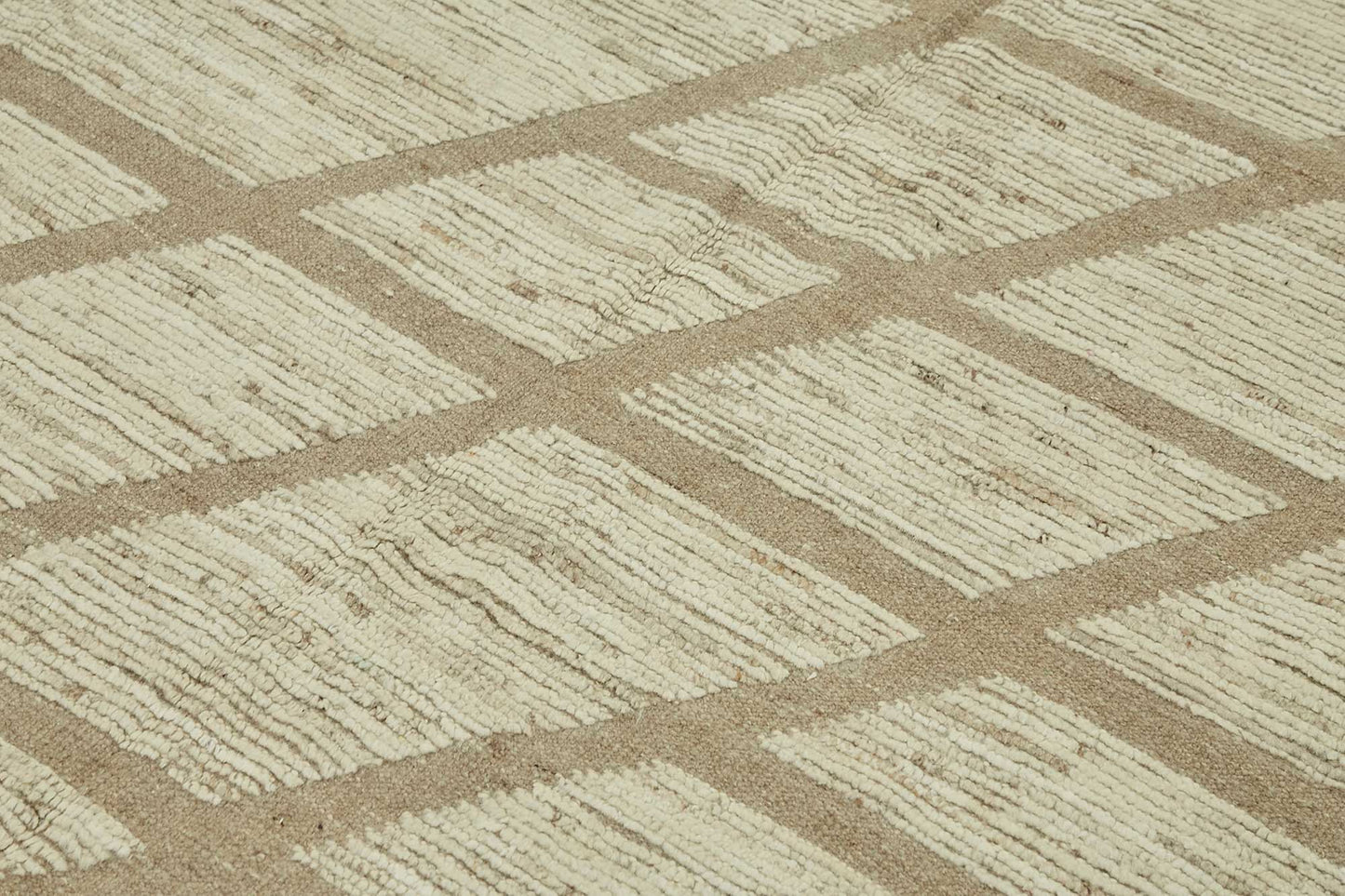 7x10 Contemporary Tribal Area Rugs - 48086