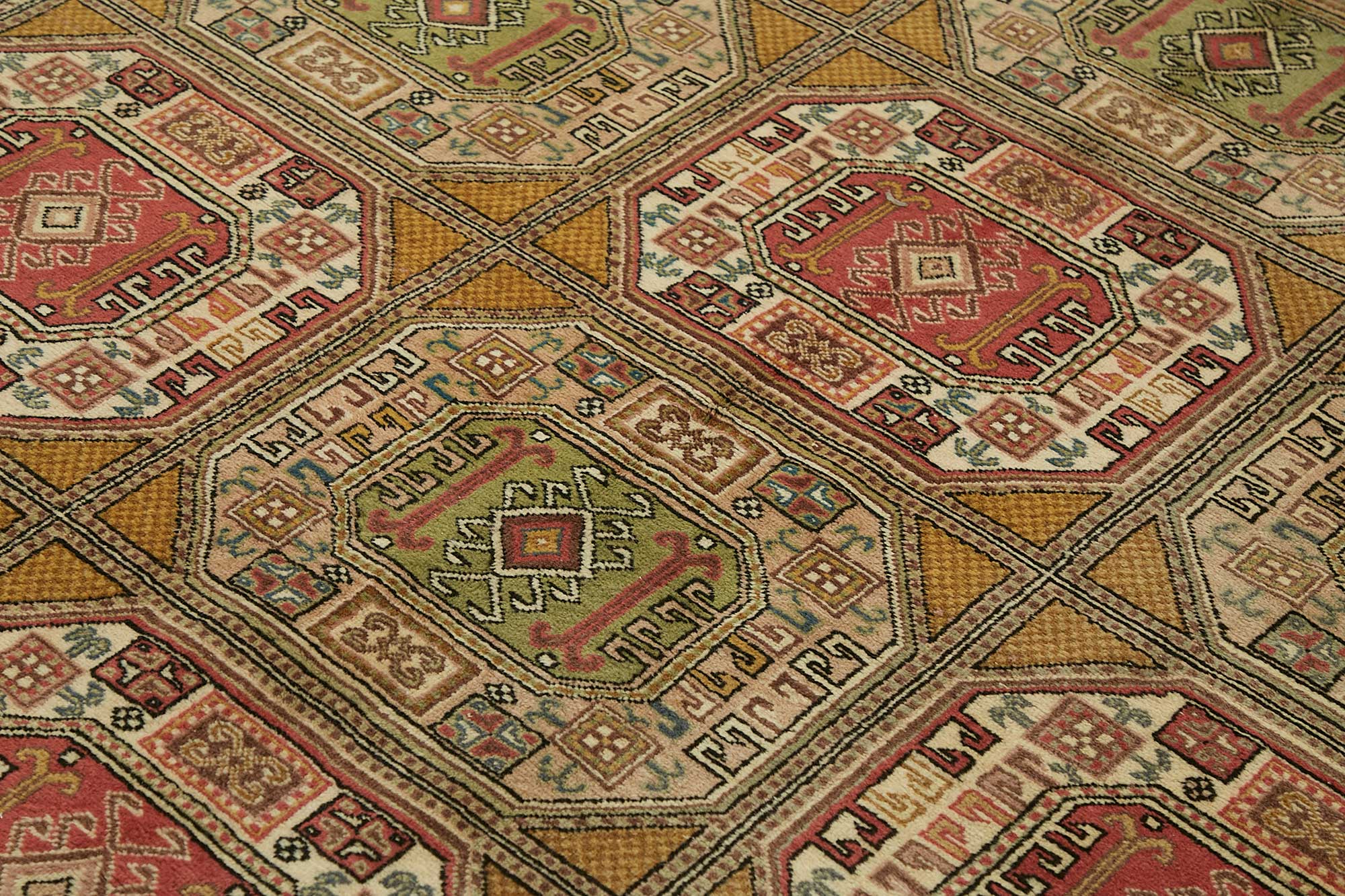 6x10 Hand-Knotted Turkish Wool Rug - 48988