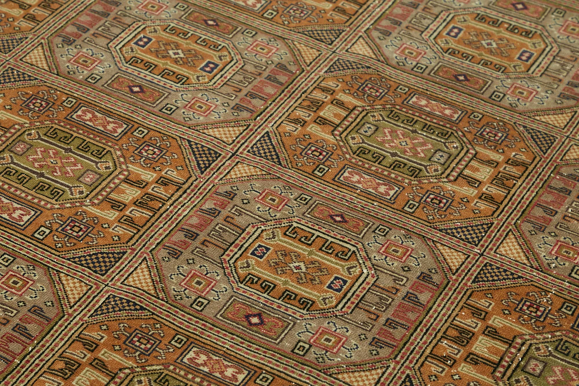 6x9 Hand-Knotted Turkish Wool Rug - 49015