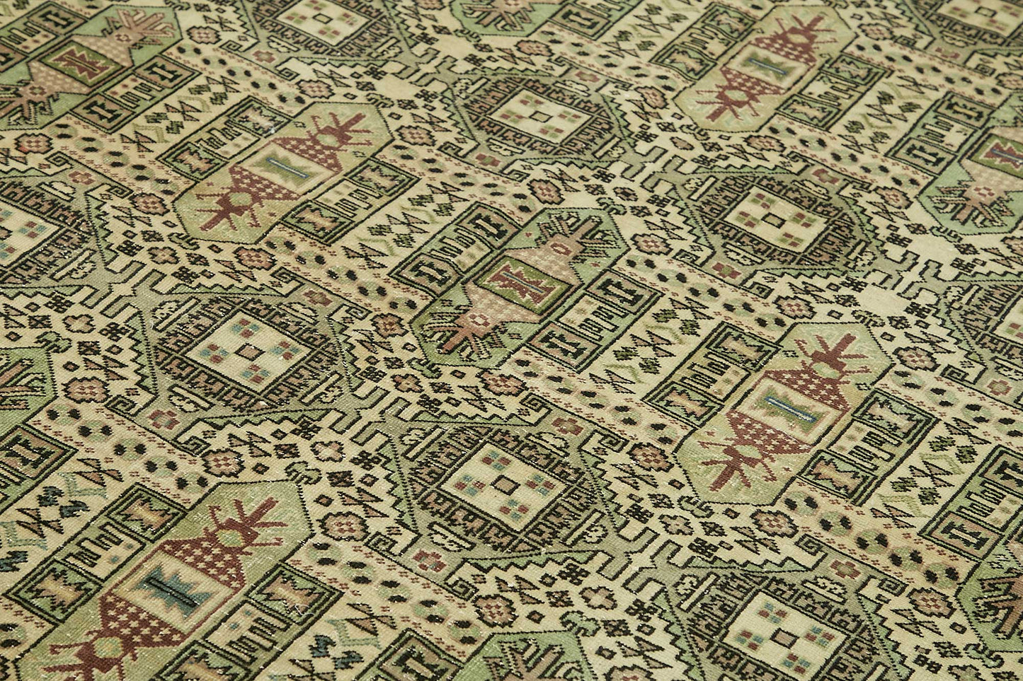 7x10 Hand-Knotted Turkish Wool Rug - 49022