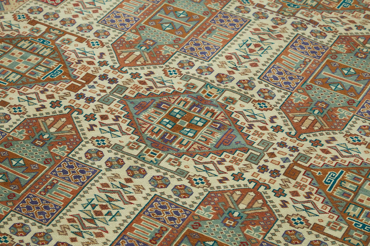 6x9 Hand-Knotted Turkish Wool Rug - 49024