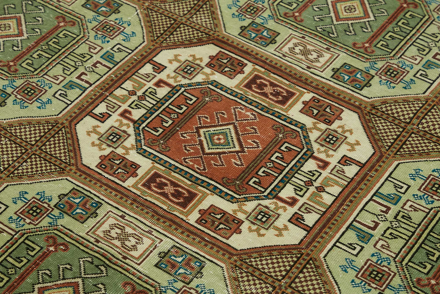 6x9 Hand-Knotted Turkish Wool Rug - 49028