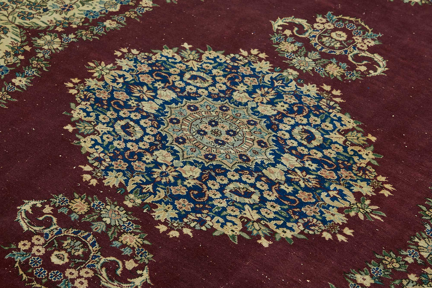 7x9 Hand-Knotted Turkish Wool Rug - 49037