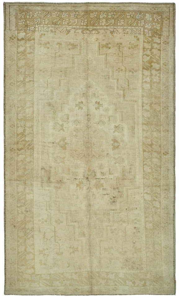 6x10 Beige Vintage Anatolian Rug - 49381