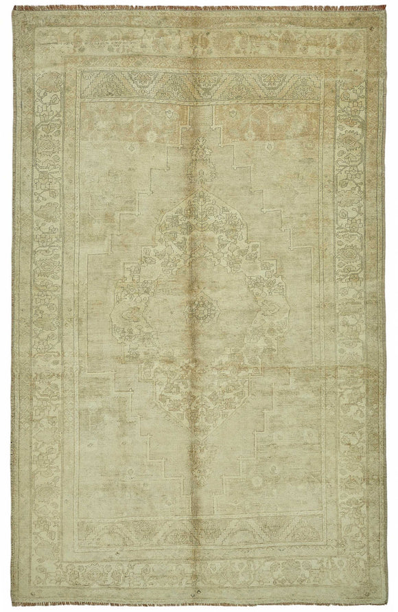 6x9 Beige Vintage Anatolian Rug - 49382