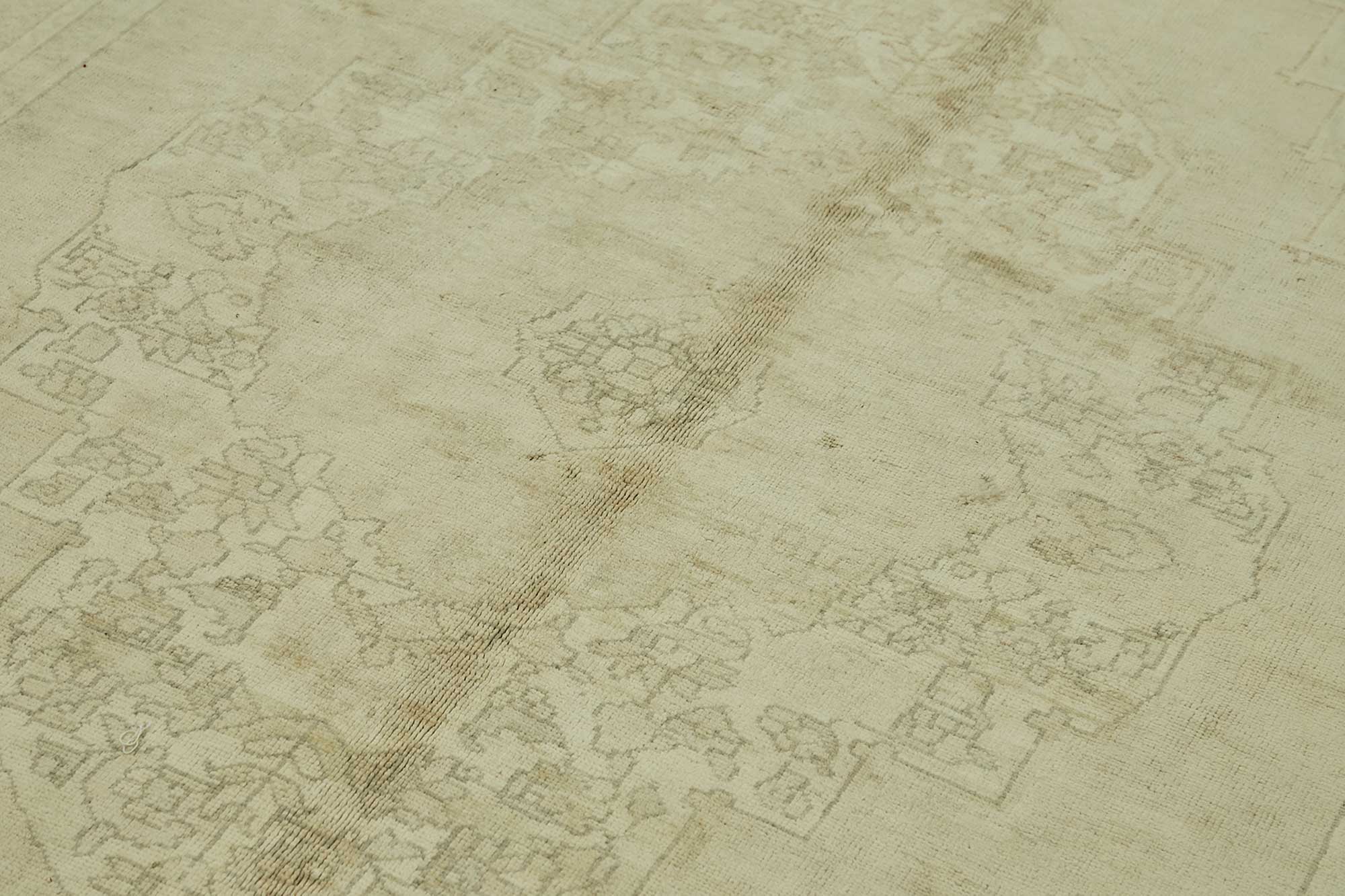 6x9 Beige Vintage Anatolian Rug - 49382