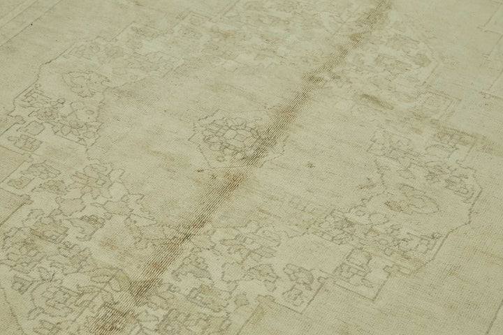 6x9 Beige Vintage Anatolian Rug - 49382