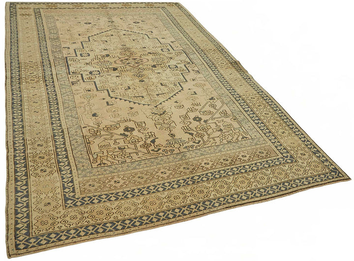 6x9 Beige Vintage Anatolian Rug - 49387