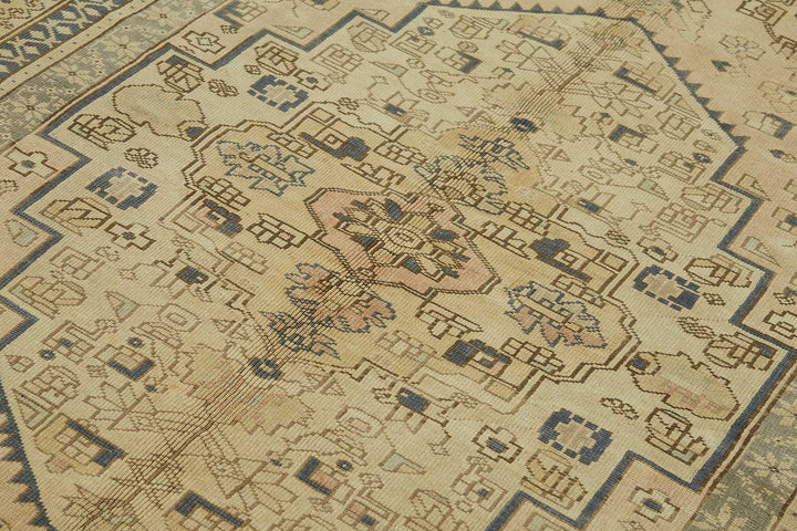 6x9 Beige Vintage Anatolian Rug - 49387