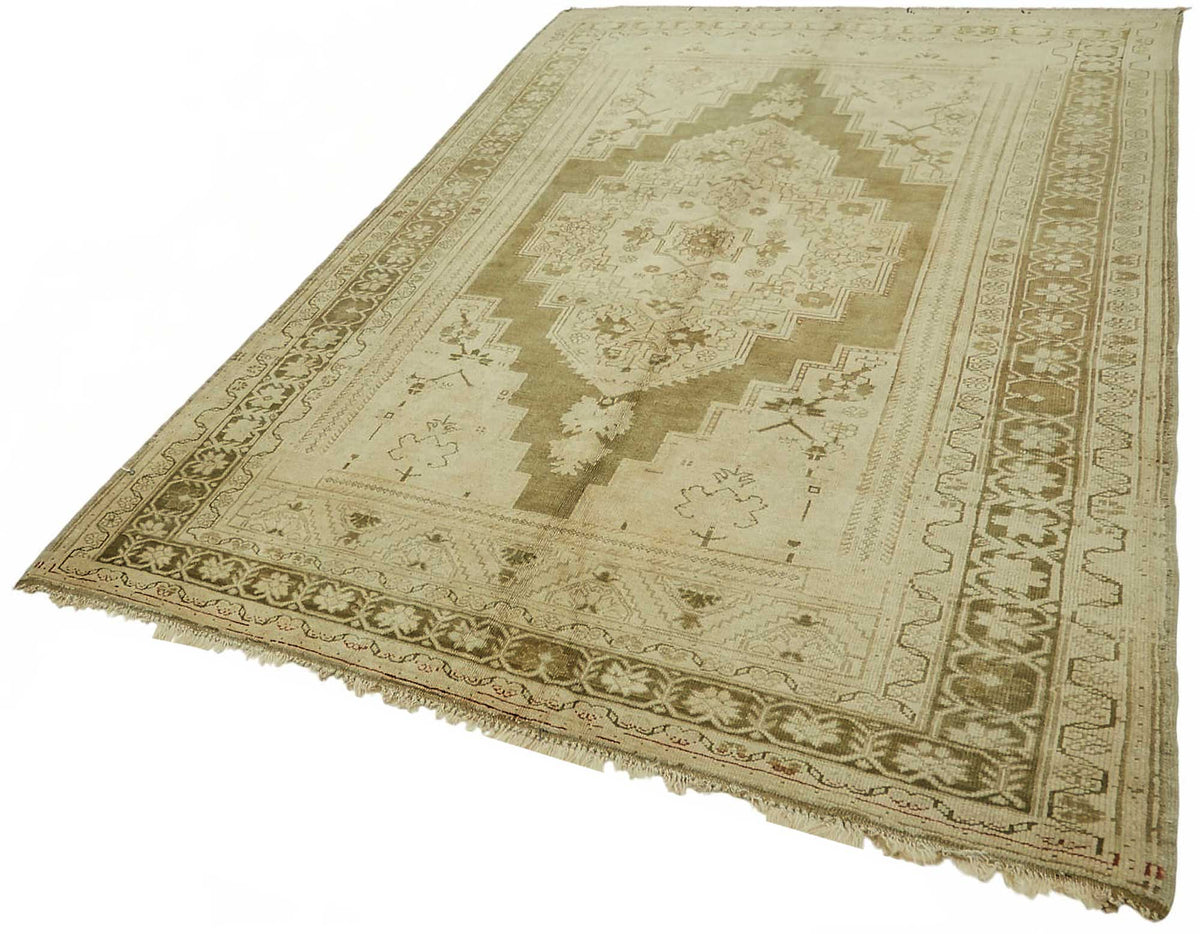 6x9 Beige Vintage Anatolian Rug - 49391