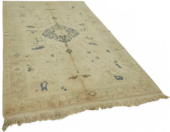 6x9 Beige Vintage Anatolian Rug - 49394