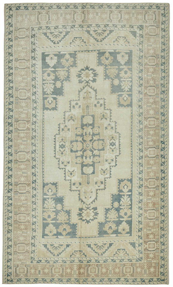 6x9 Beige Vintage Anatolian Rug - 49398