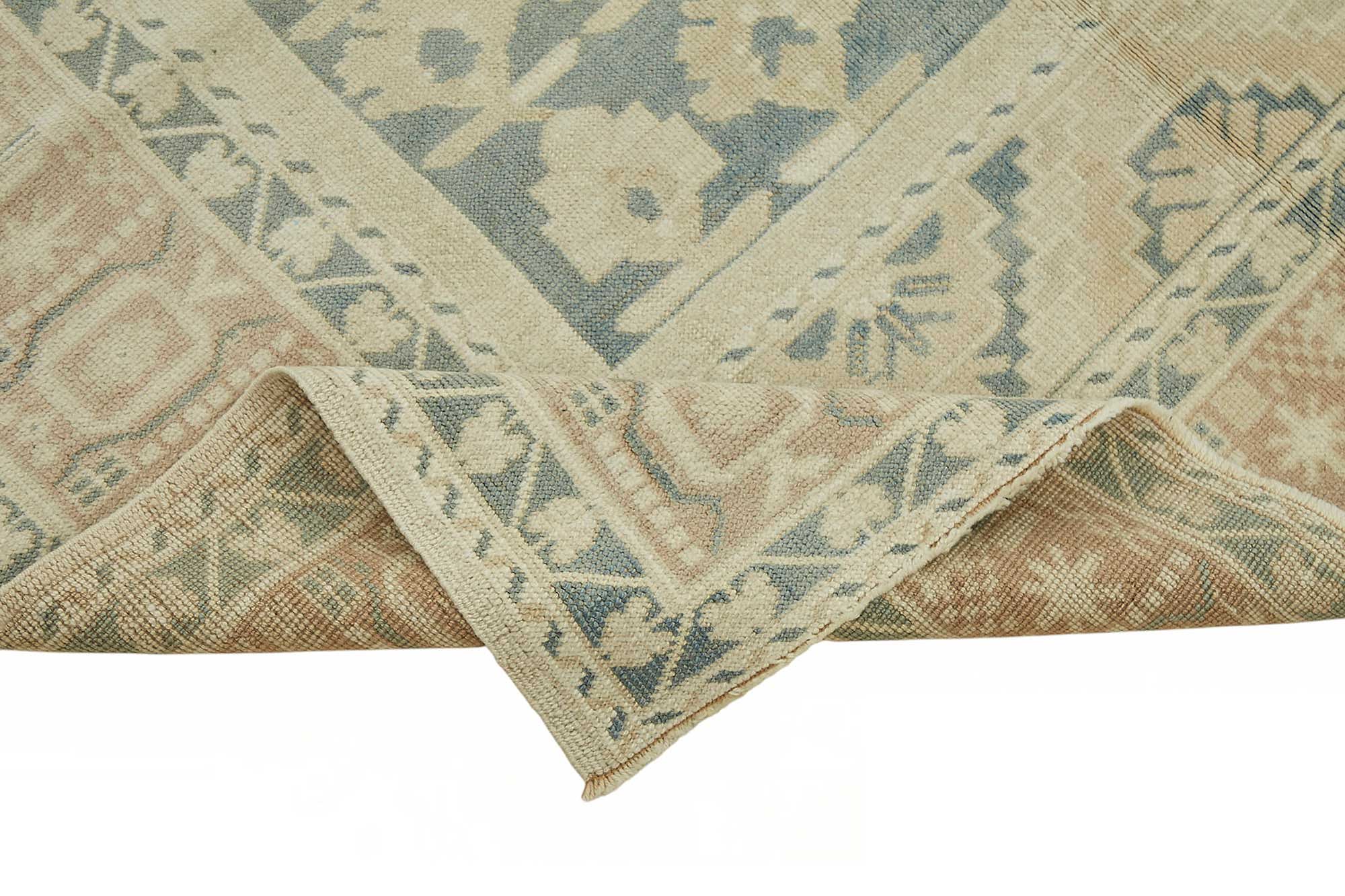 6x9 Beige Vintage Anatolian Rug - 49398