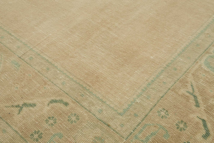 9x13 Handwoven Persian Rug - 49472