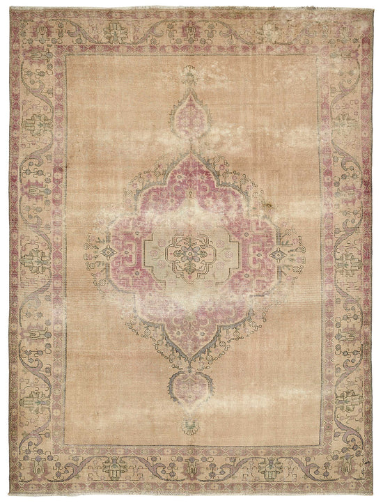 9x13 Handwoven Persian Rug - 49473