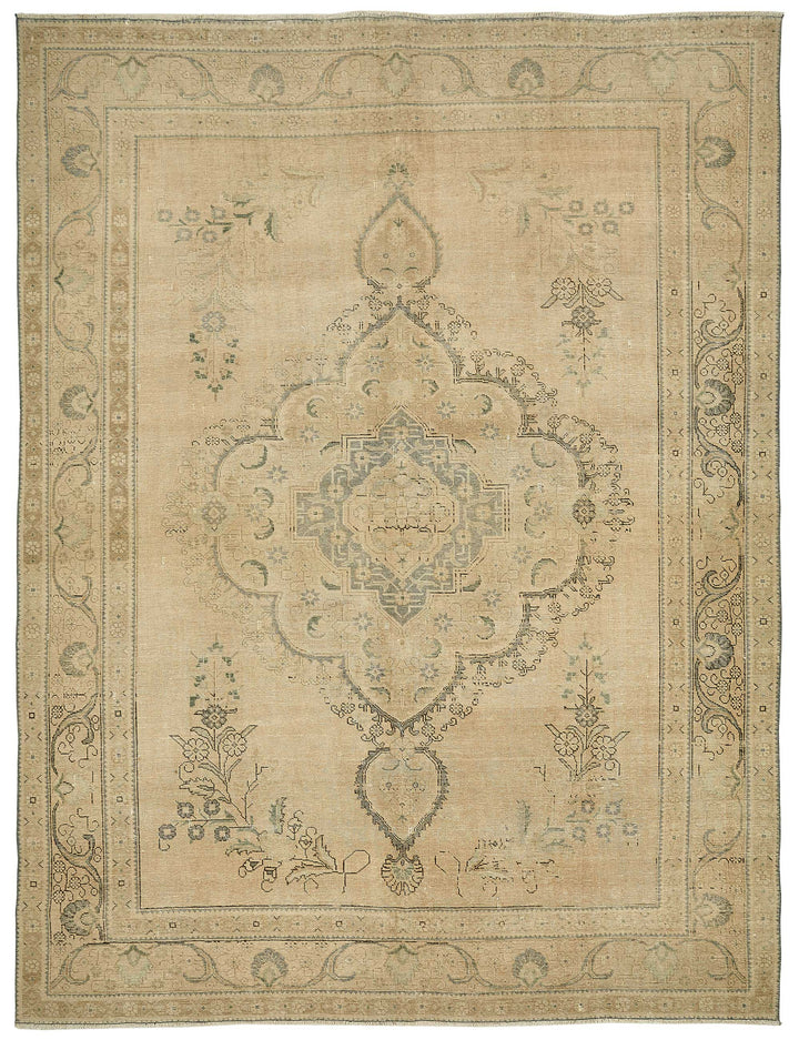 10x13 Handwoven Persian Rug - 49475