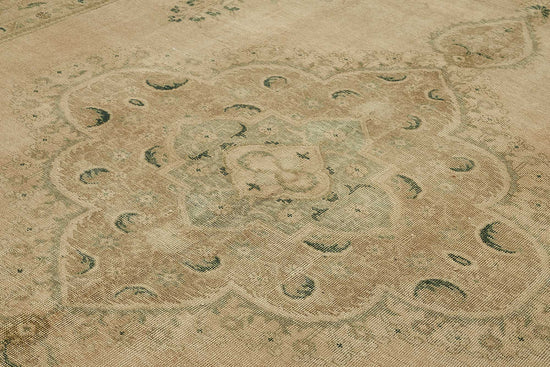 10x13 Handwoven Persian Rug - 49476
