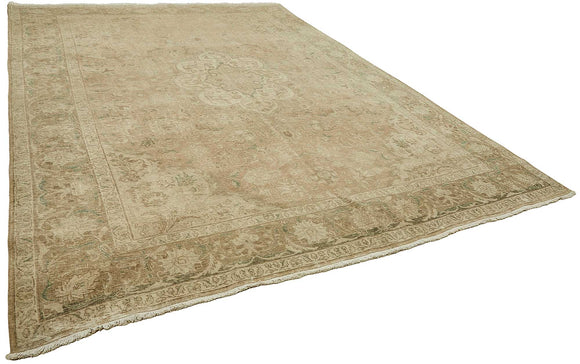 9x13 Handwoven Persian Rug - 49477