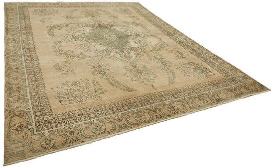 10x13 Handwoven Persian Rug - 49478