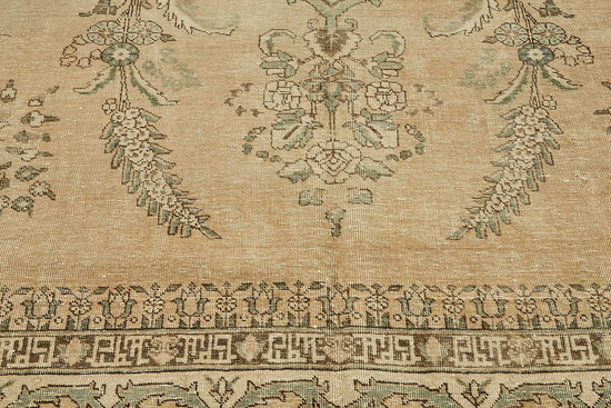 10x13 Handwoven Persian Rug - 49478
