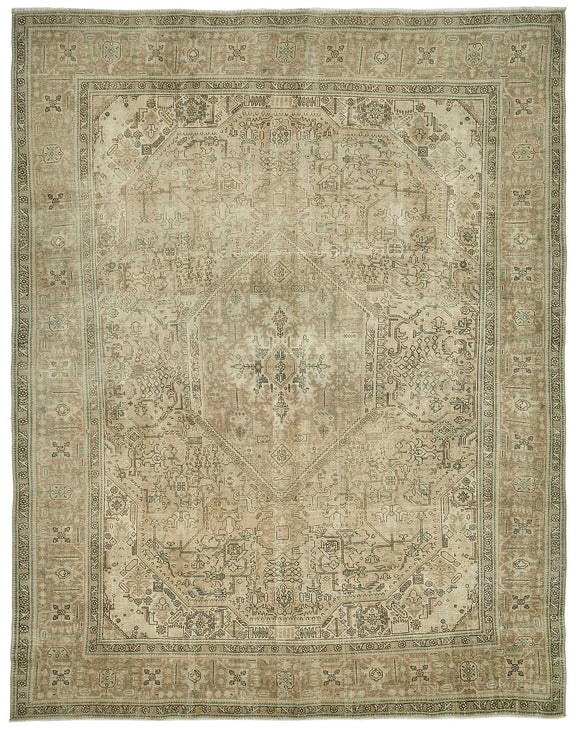 10x12 Handwoven Persian Rug - 49479