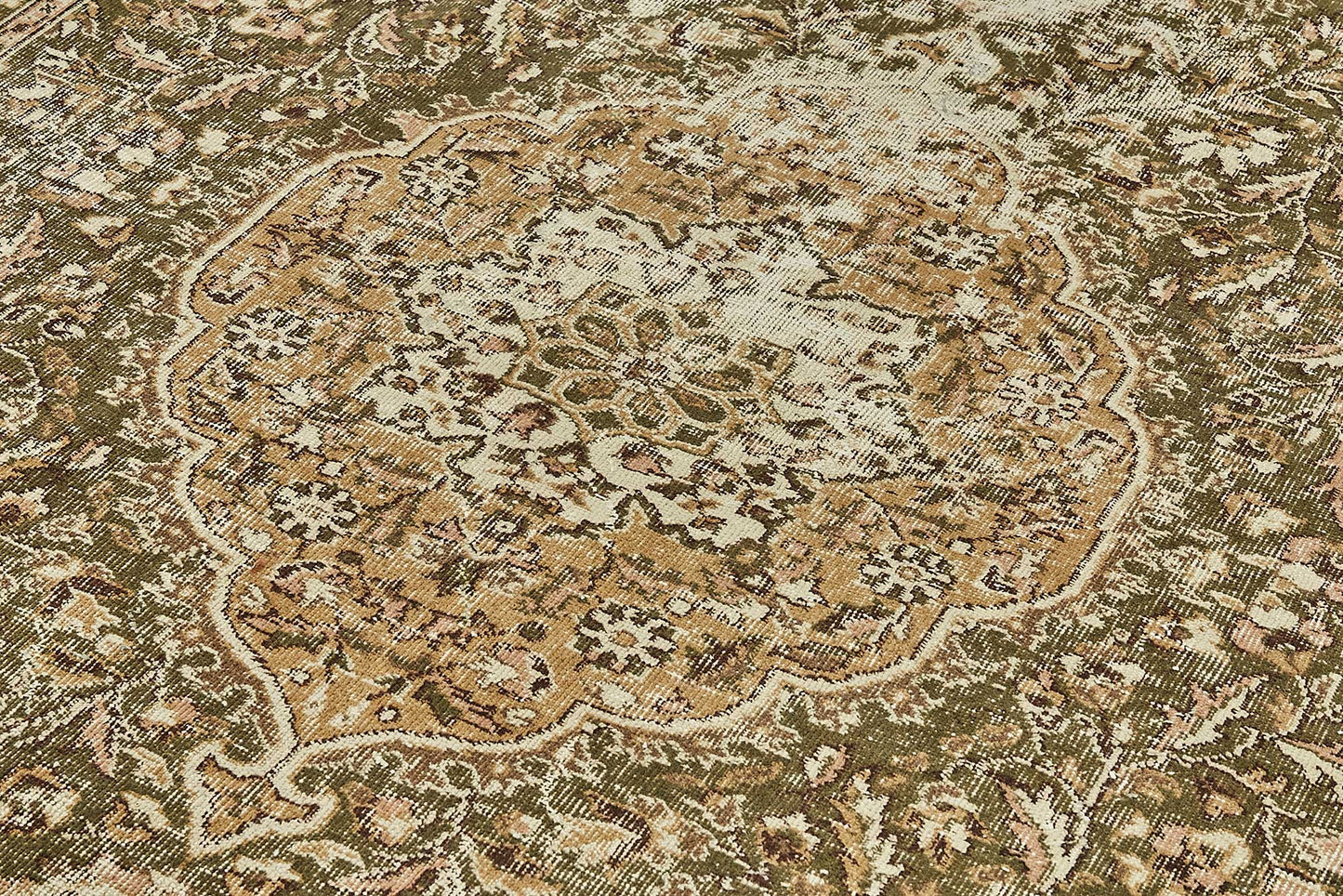 7x10 Hand-Knotted Turkish Vintage Rug - 49664