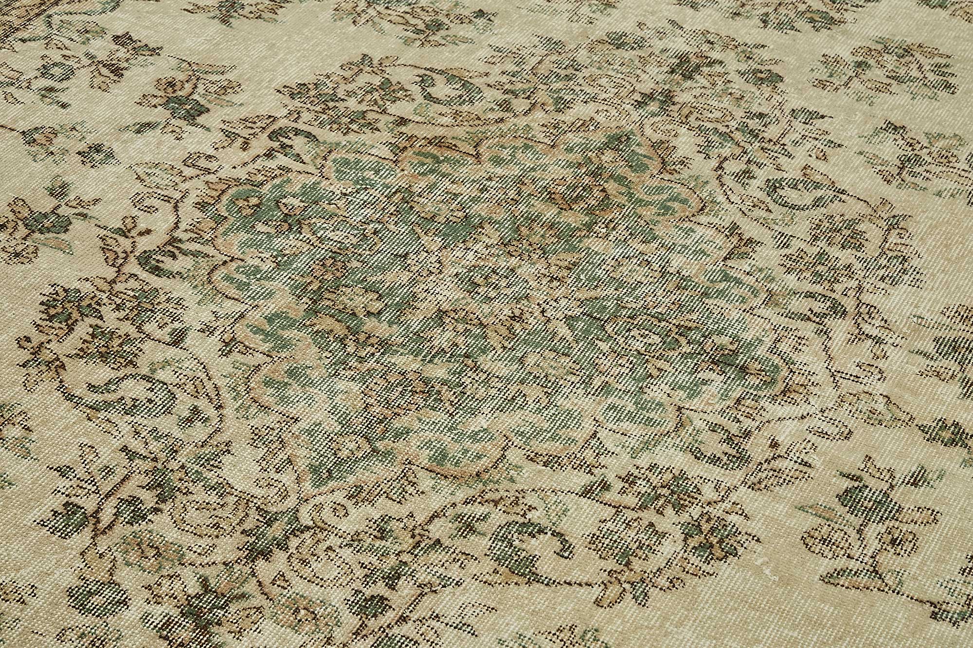 7x10 Hand-Knotted Turkish Vintage Rug - 49669