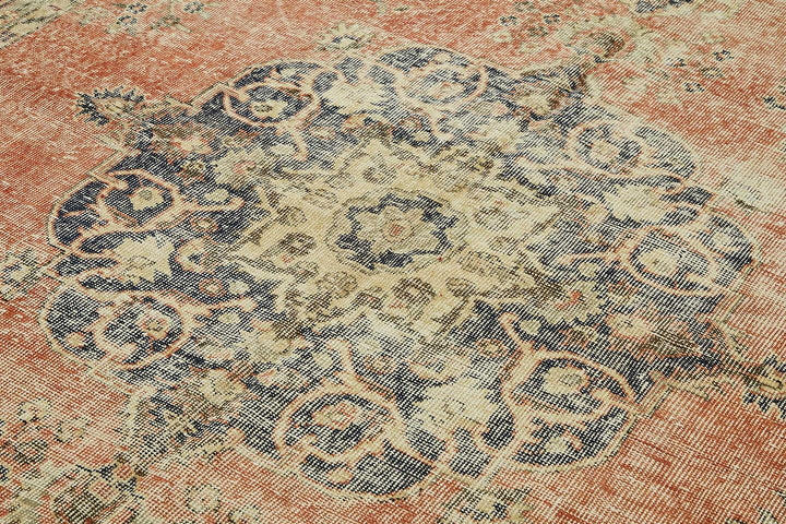 7x11 Hand-Knotted Turkish Vintage Rug - 49679