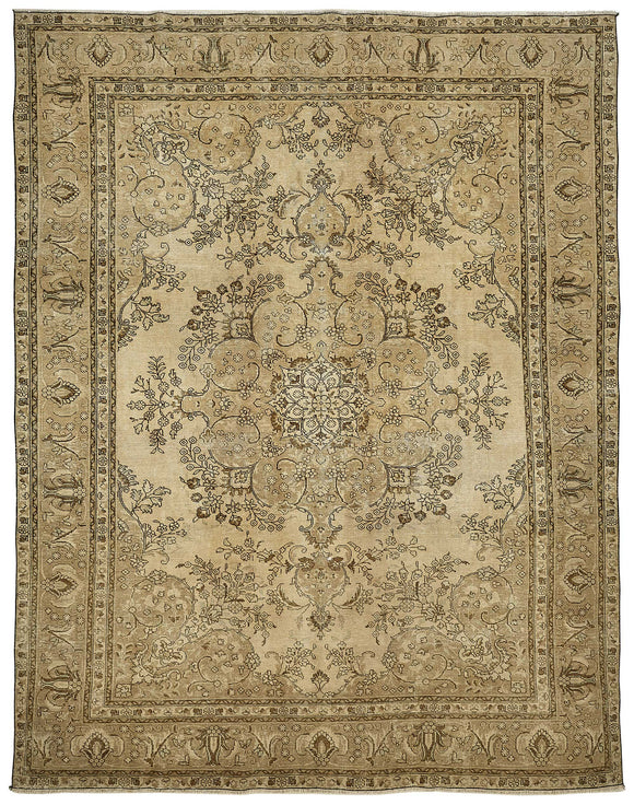 10x13 Handwoven Persian Rug - 49690