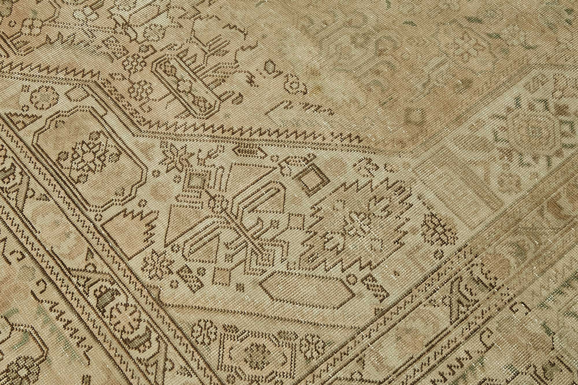 8x11 Handwoven Persian Rug - 49693