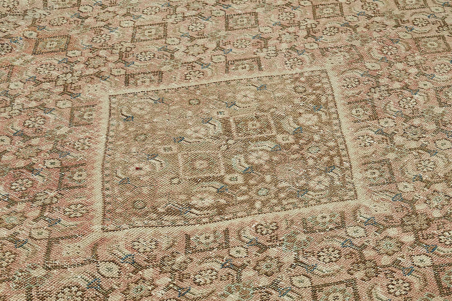 9x13 Handwoven Persian Rug - 49699
