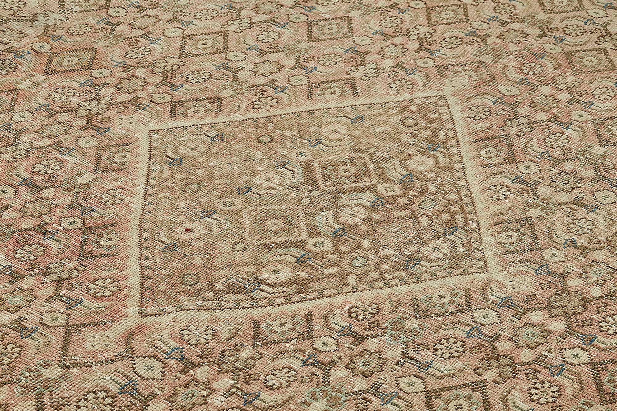 9x13 Handwoven Persian Rug - 49699
