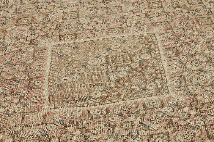 9x13 Handwoven Persian Rug - 49699