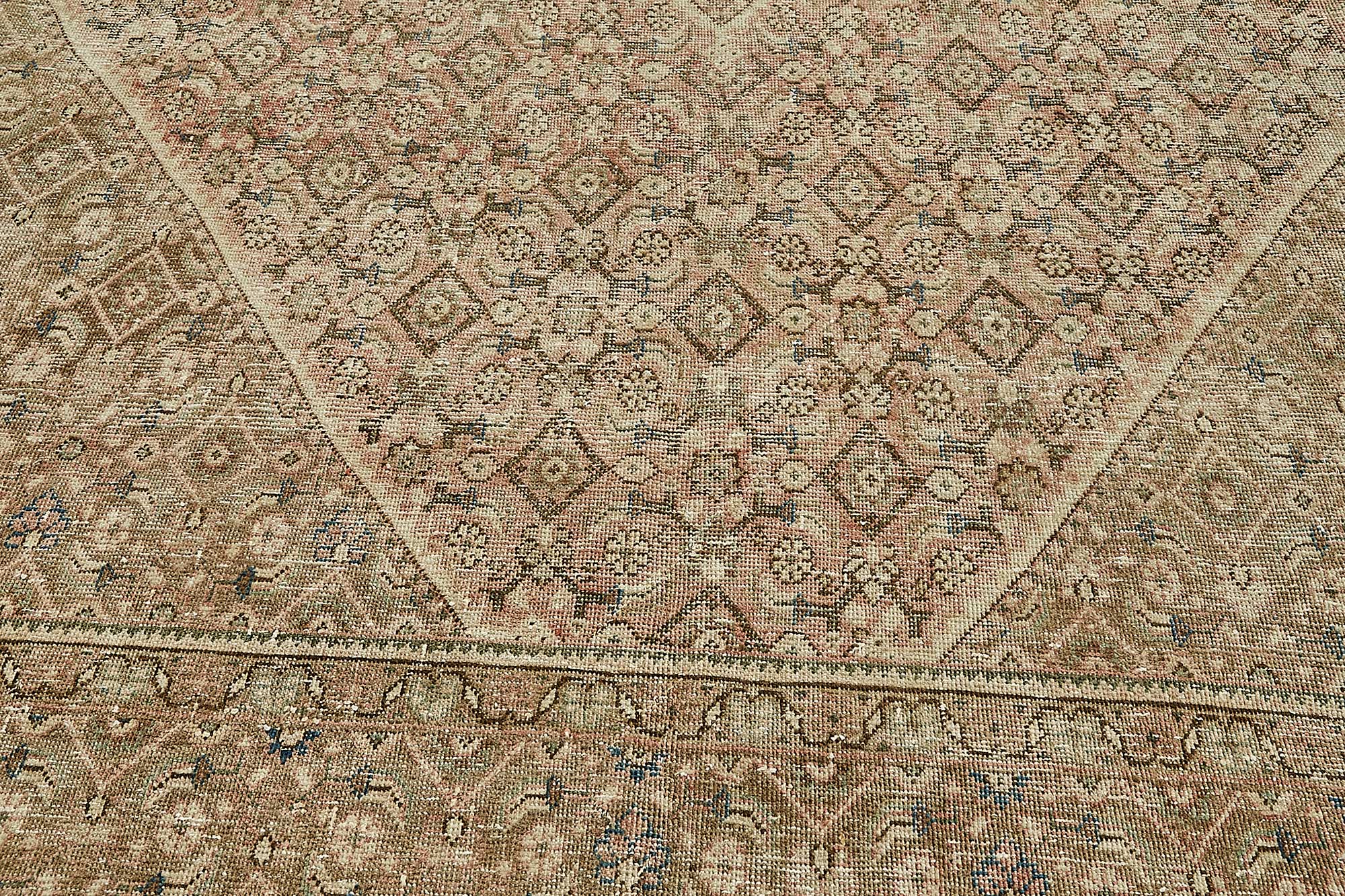 9x13 Handwoven Persian Rug - 49699