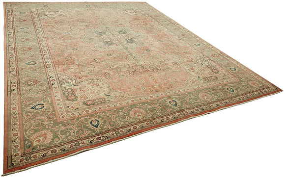 10x13 Handwoven Persian Rug - 49700