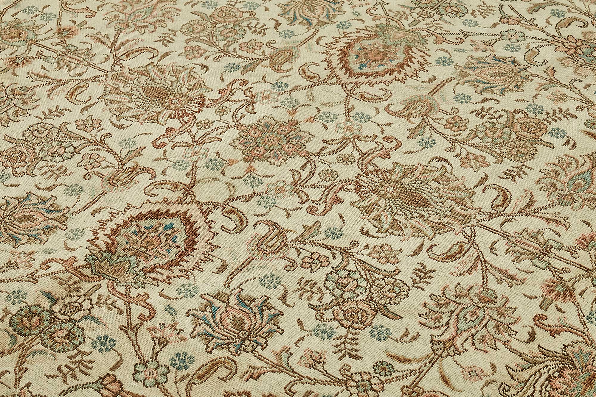 8x12 Handwoven Persian Rug - 49701